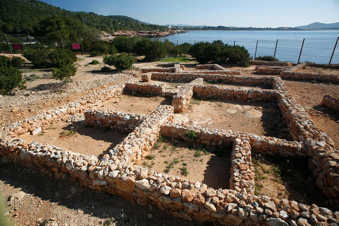 Sa Caleta Phoenician Settlement
