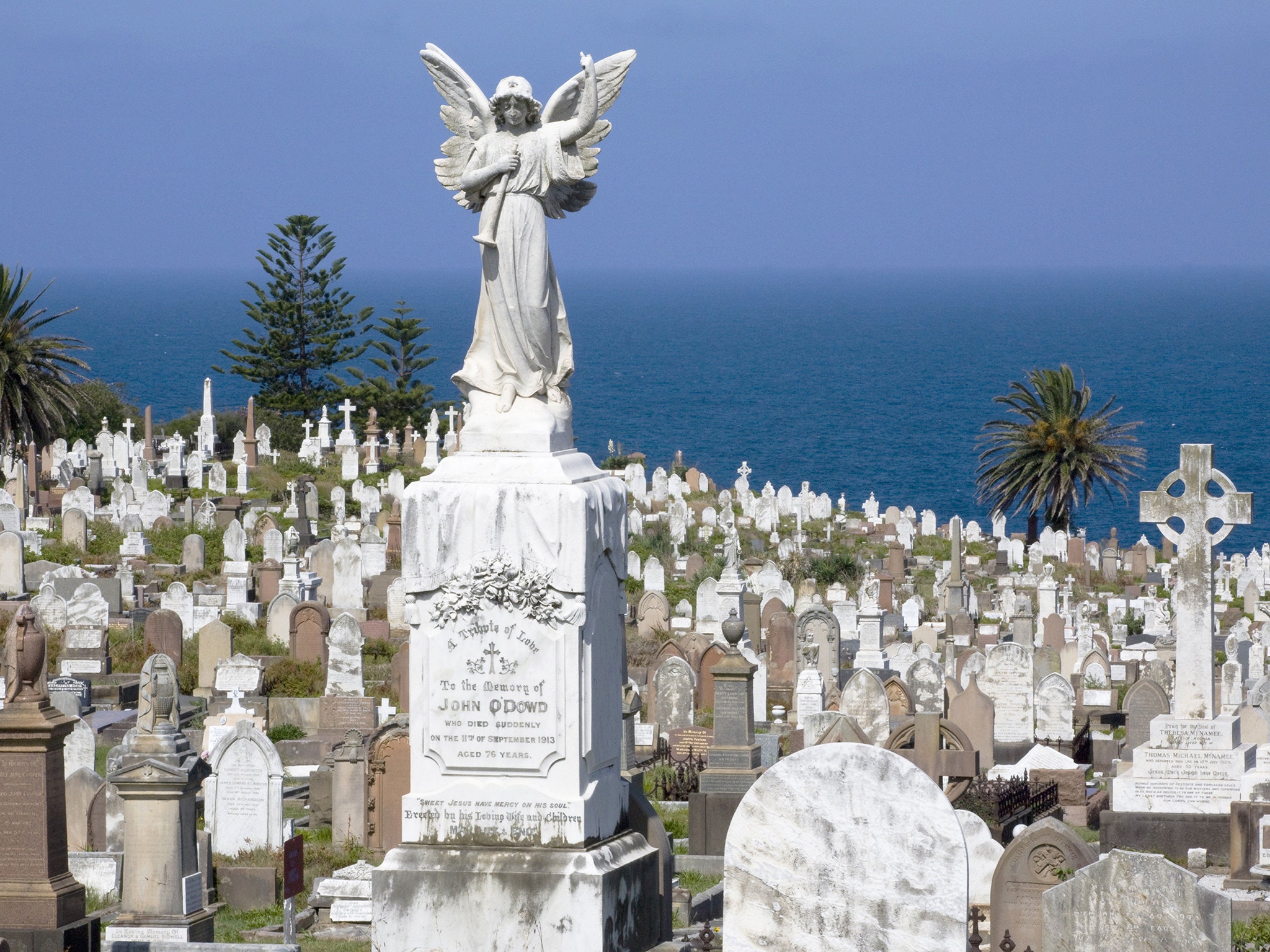 Waverley Cemetery, Sydney, Australia
